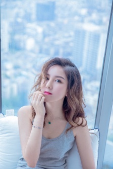 春潮浪漫海棠红电影